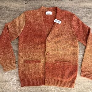 NWT Old Navy Orange ombré v-neck men’s cardigan